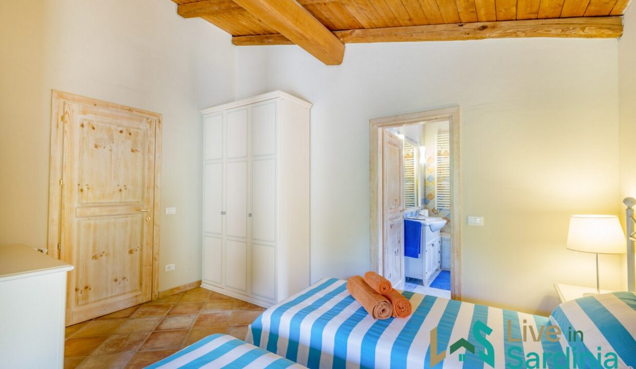 Sea-View-Villa-For-Sale-In-San-Pantaleo-Sardinia
