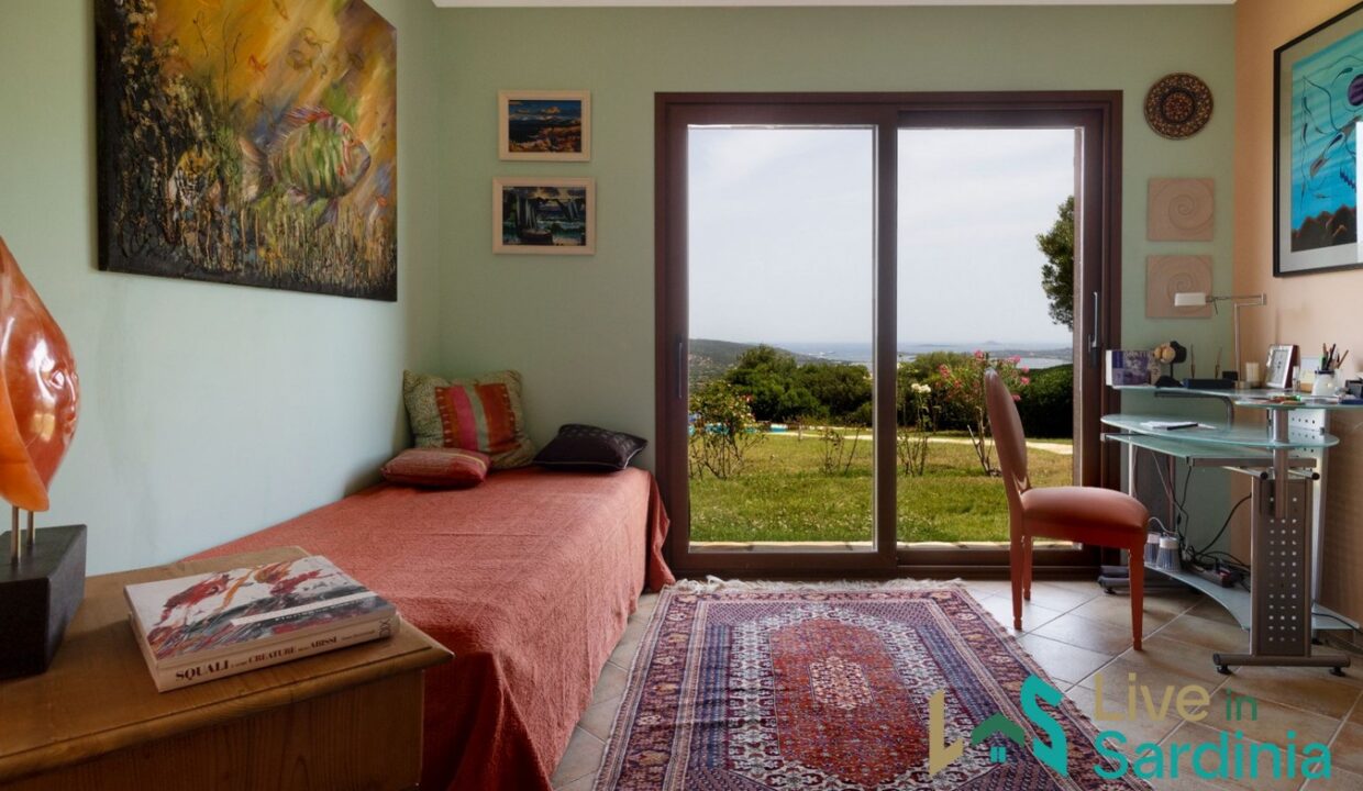 Sea-View-Villa-For-Sale-Olbia-Sardinia (29)