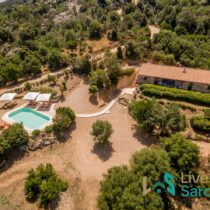 Villa For Sale San Pantaleo With Pool
