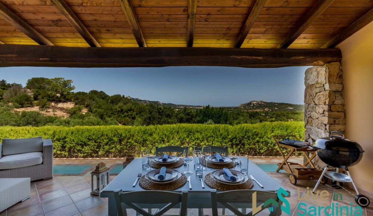 Sea-View-Villa-For-Sale-San-Pantaleo-Sardinia