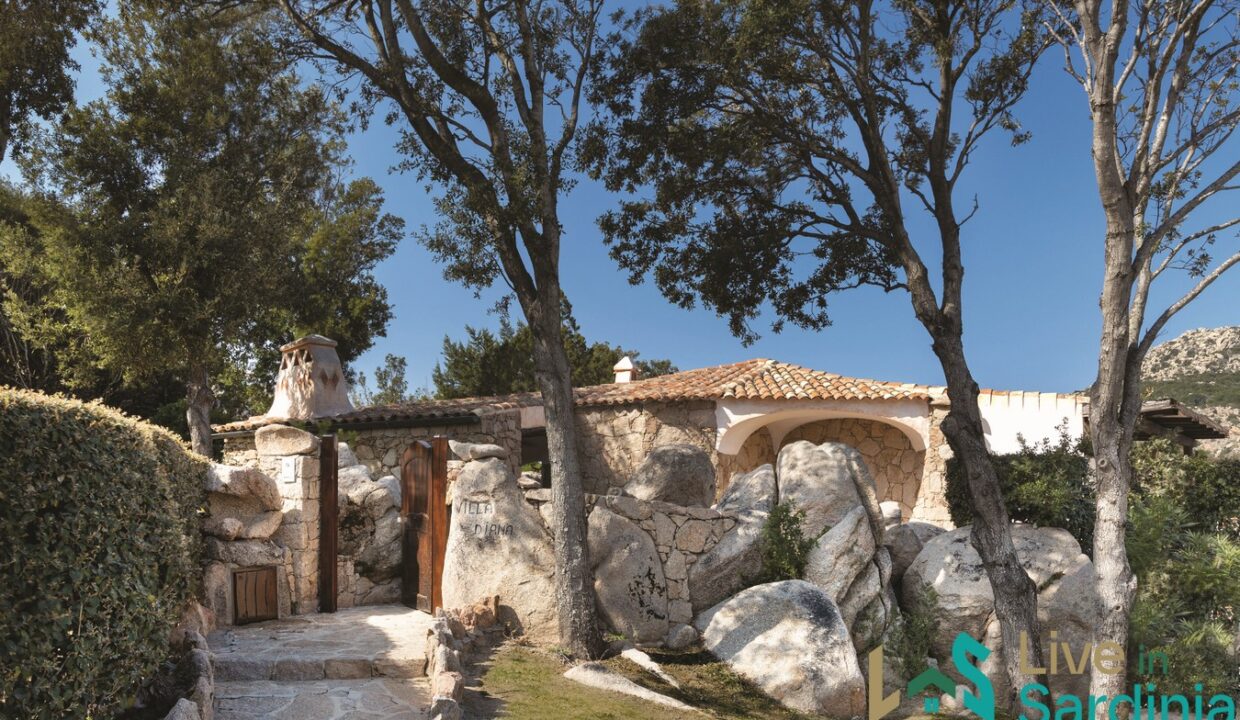 Sea-View-Villa-for-Sale-in-Porto-Cervo