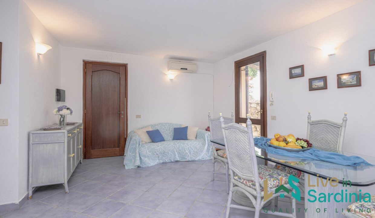 Sea-view-villas-for-sale-San-Pantaleo-Sardinia