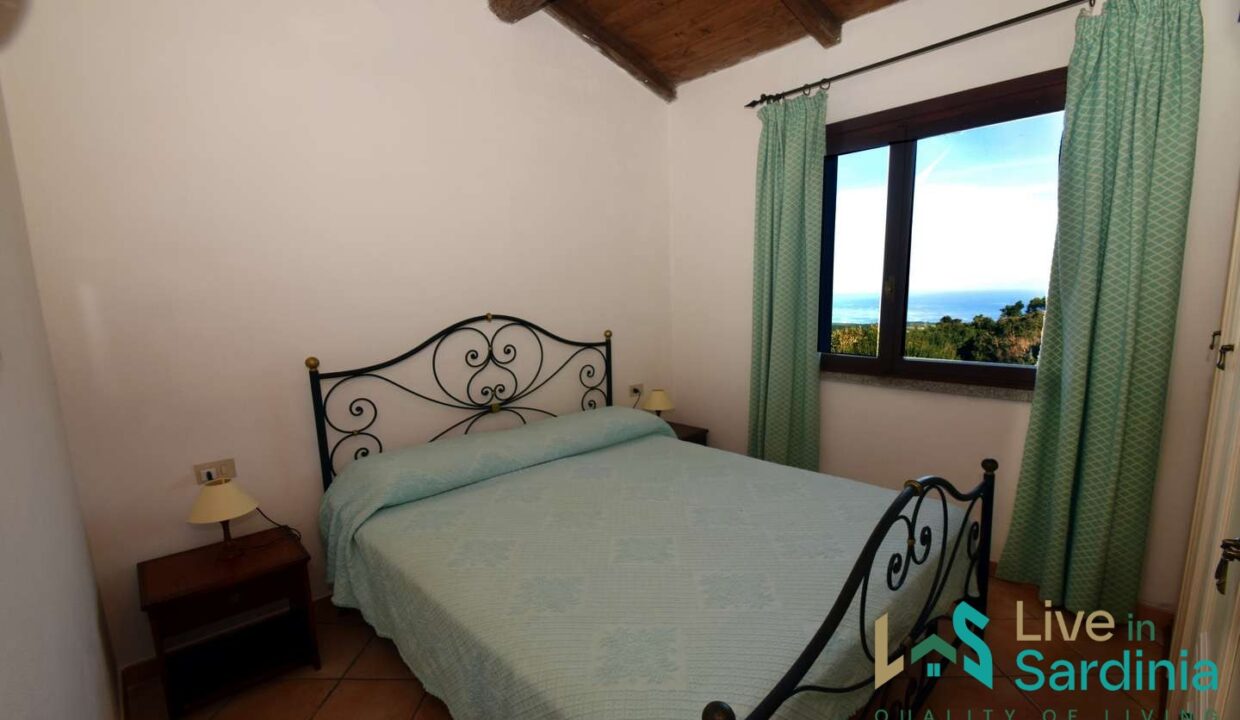 Stazzu-For-Sale-In-Sardinia-with-beautiful-sea-view-in-Aglientu (17)