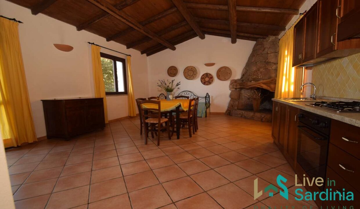 Stazzu-For-Sale-In-Sardinia-with-beautiful-sea-view-in-Aglientu (20)