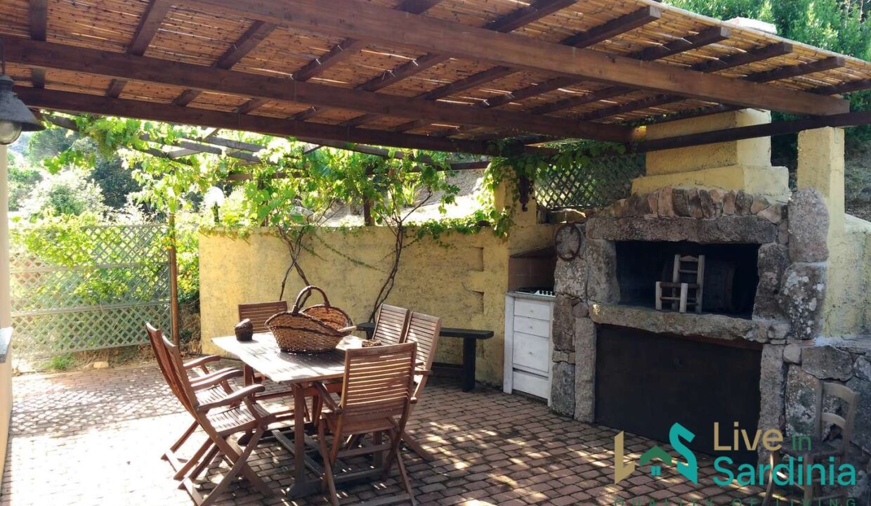 Stazzu-For-Sale-In-Sardinia-with-beautiful-sea-view-in-Aglientu (23)