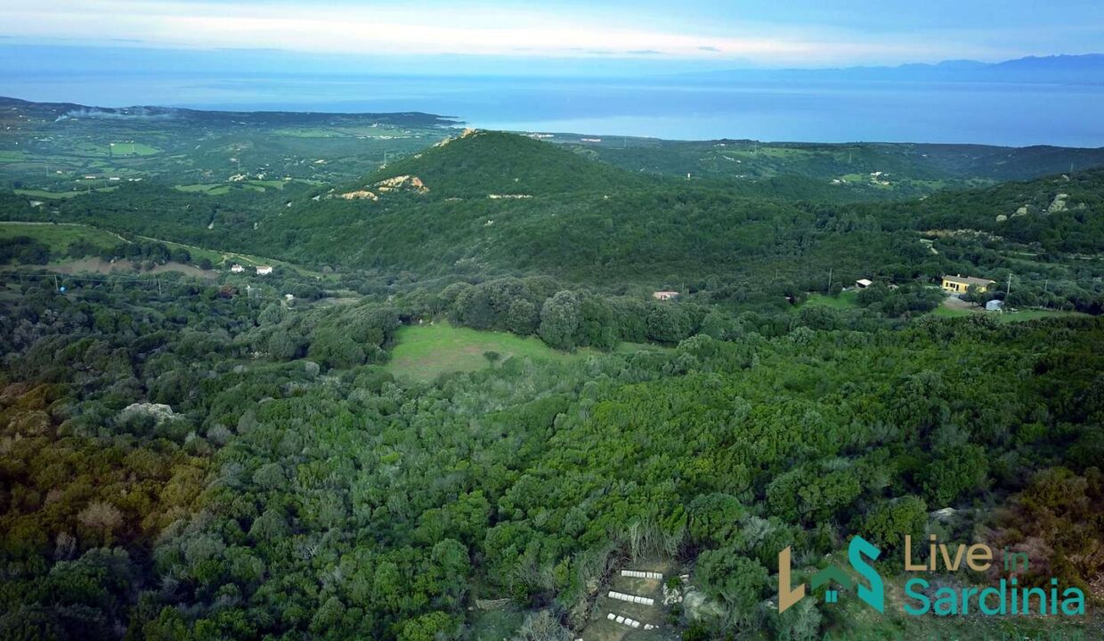 Stazzu-For-Sale-In-Sardinia-with-beautiful-sea-view-in-Aglientu
