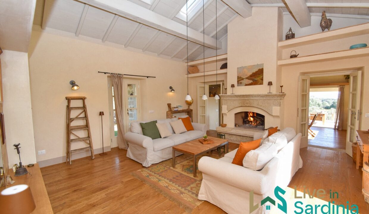 Superb-Country-Homes-For-Sale-Porto-Cervo-Sardinia
