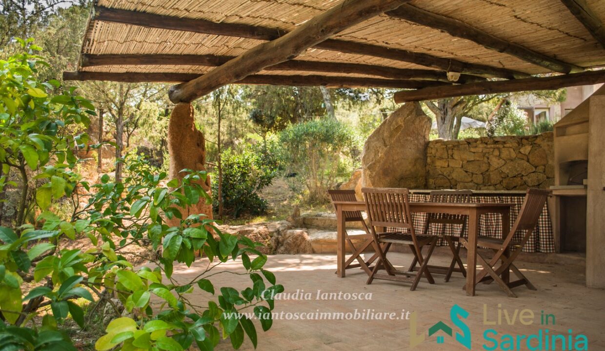 Villa-for-Sale-San-Pantaleo-Sardinia