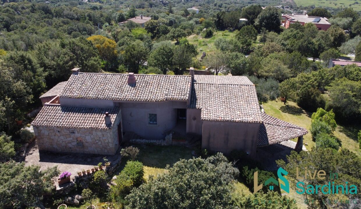 Villa-for-Sale-San-Pantaleo-Sardinia