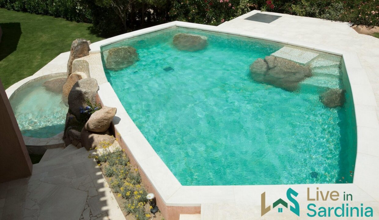 Villa-For-Sale-Costa-Smeralda-Sardinia (17)