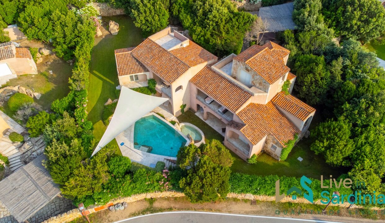 Villa-For-Sale-Costa-Smeralda-Sardinia (21)