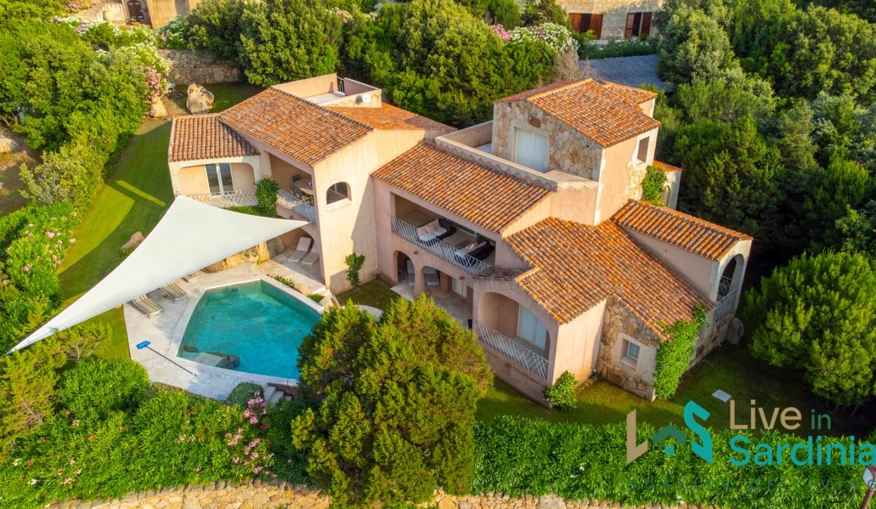 Villa-For-Sale-Costa-Smeralda-Sardinia (3)
