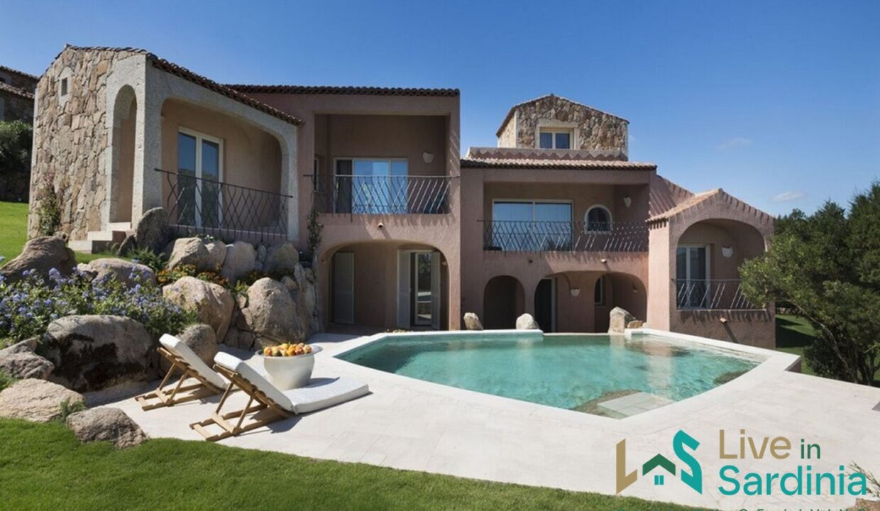 Villa-For-Sale-Costa-Smeralda-Sardinia (4)