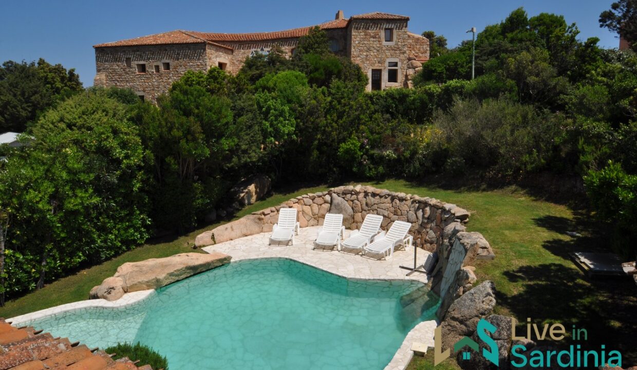 Villa-For-Sale-In-Pantogia-Porto-Cervo-North-Sardinia