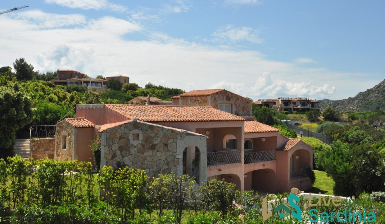 Villa-For-Sale-In-Pantogia-Porto-Cervo-North-Sardinia
