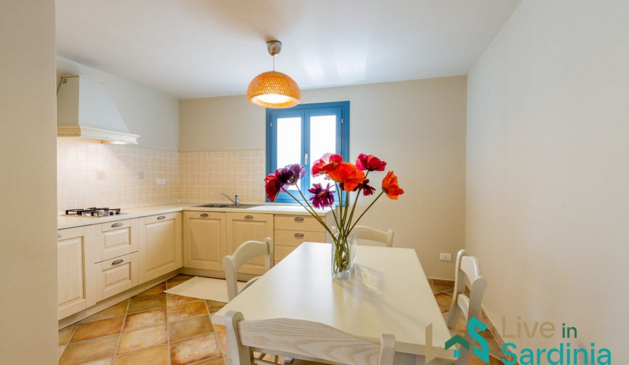 Villa-For-Sale-San-Pantaleo-Sardinia (57)