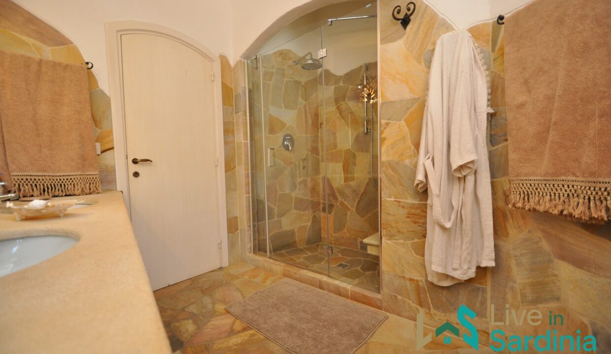 Villas For Sale Porto Cervo Sardinia (62)