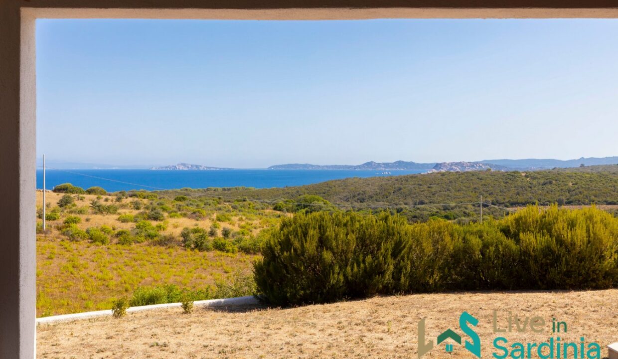 Farmhouse-for-sale-in-Aglientu (11)