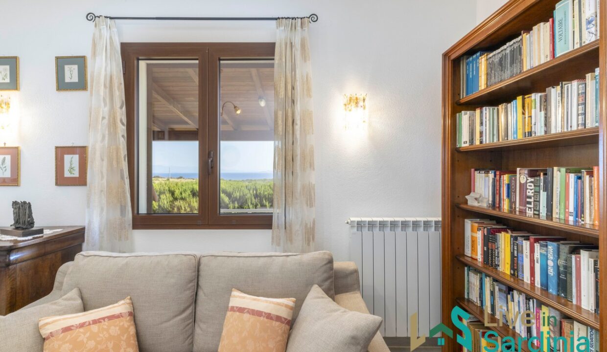 Farmhouse-for-sale-in-Aglientu (18)