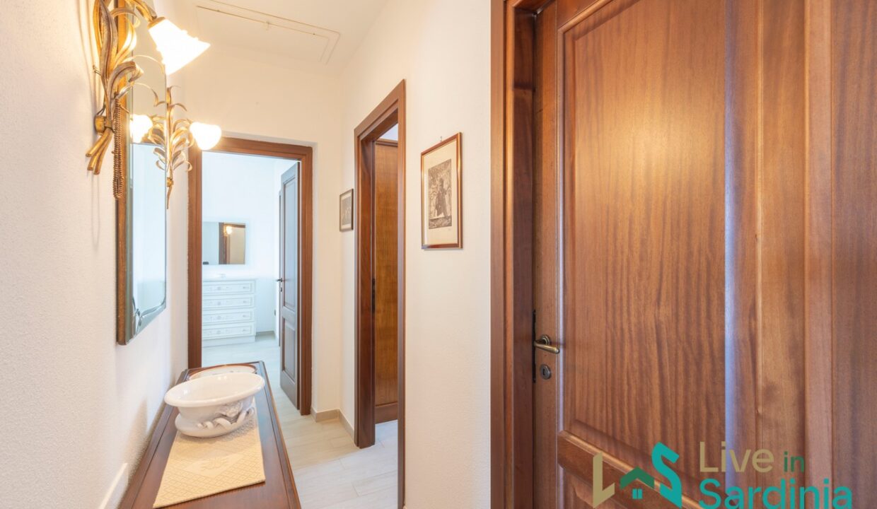 Farmhouse-for-sale-in-Aglientu (26)