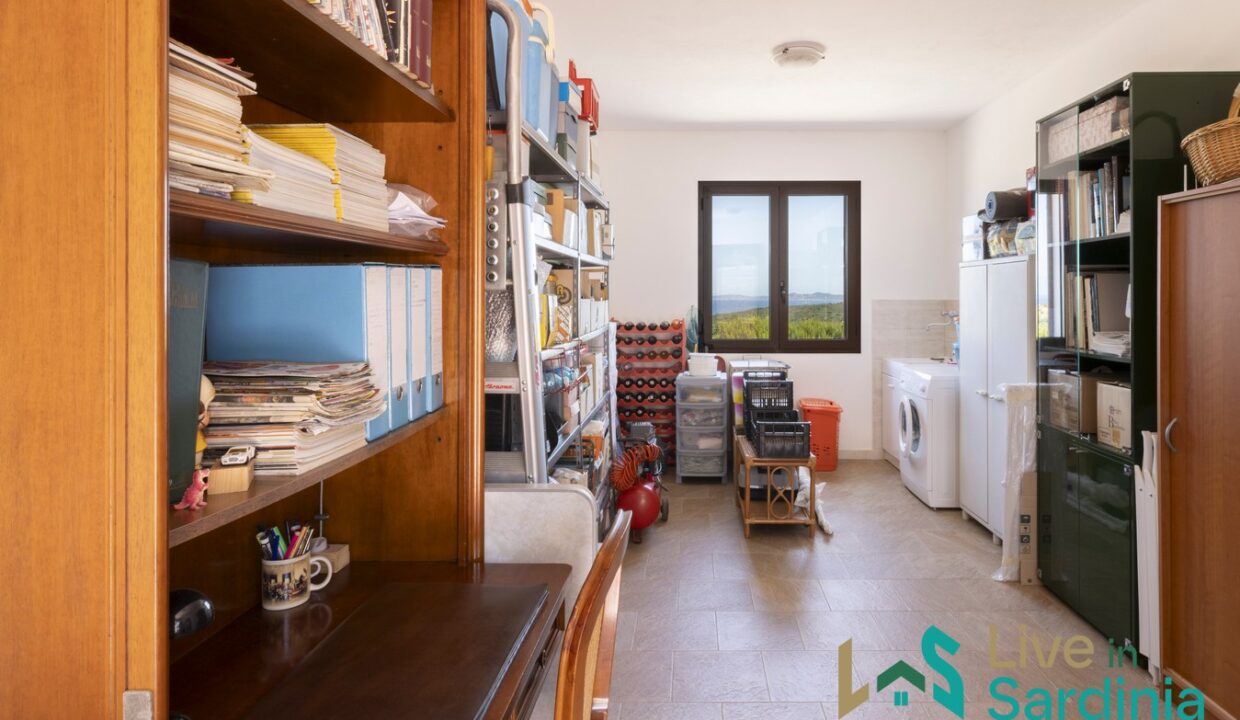 Farmhouse-for-sale-in-Aglientu (37)