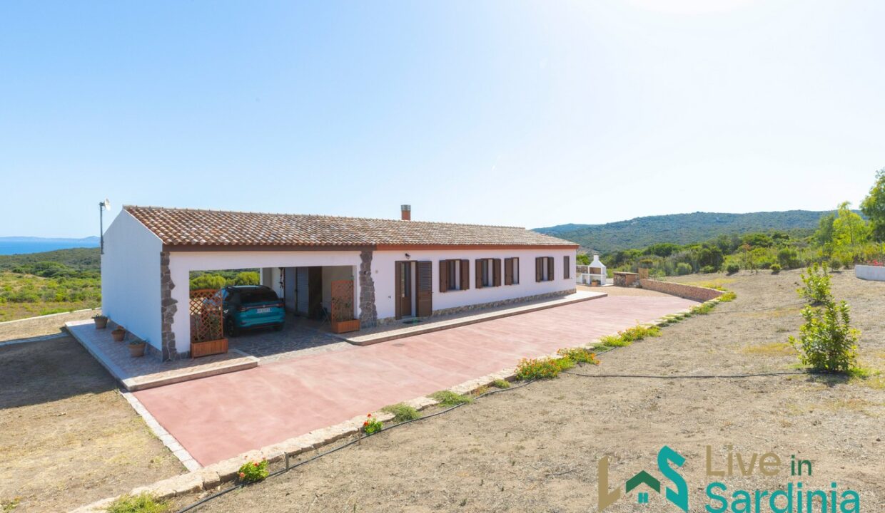 Farmhouse-for-sale-in-Aglientu (38)