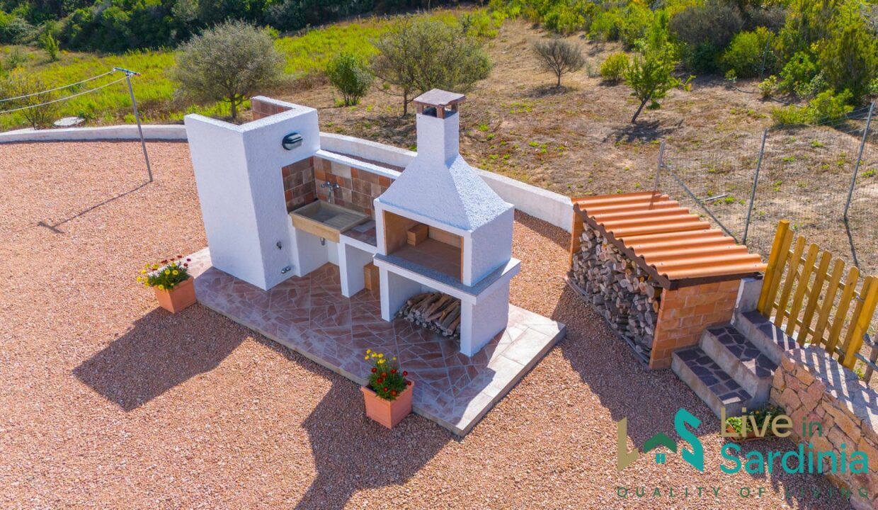 Farmhouse-for-sale-in-Aglientu