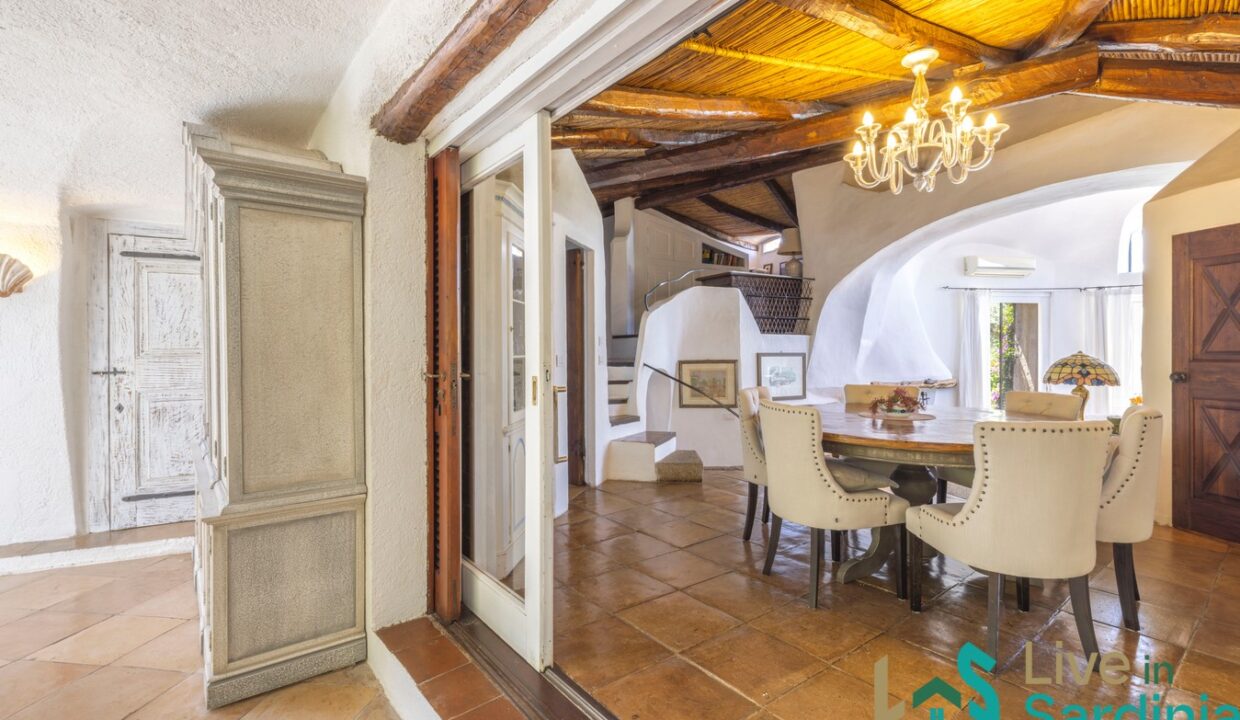 Sea-View-Villa-for-Sale-in-La-Celvia-Porto-Cervo (24)