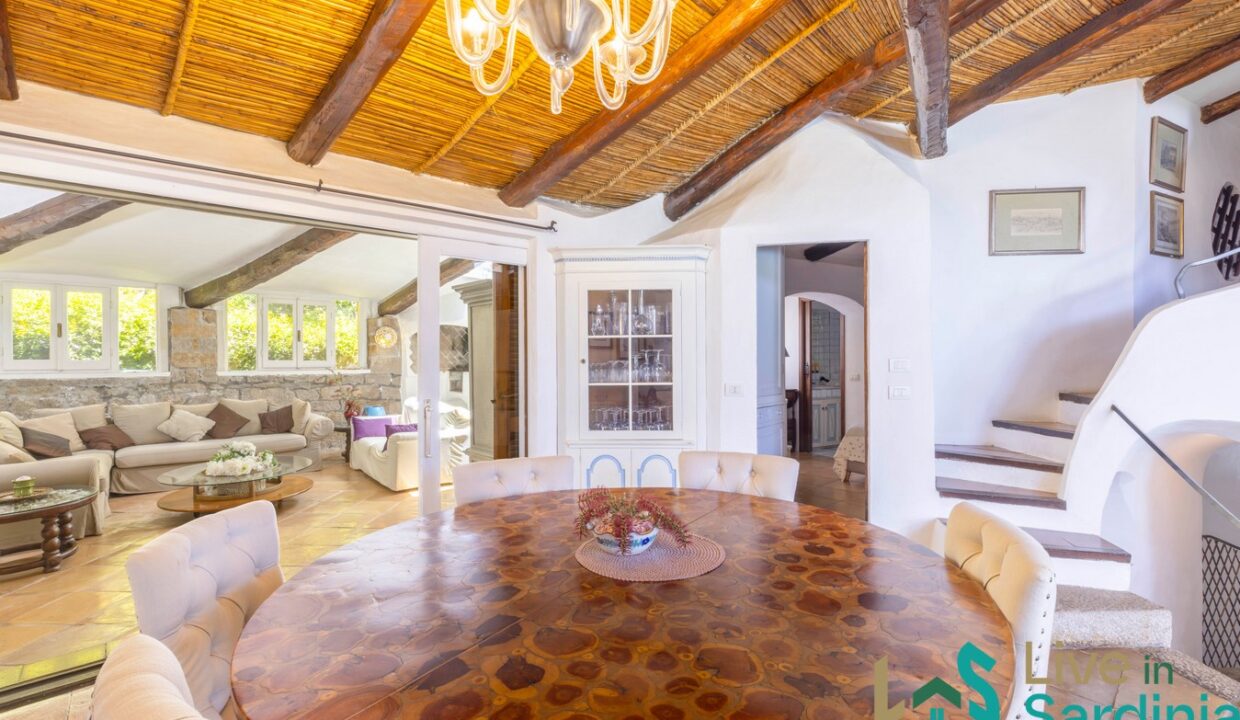 Sea-View-Villa-for-Sale-in-La-Celvia-Porto-Cervo (25)