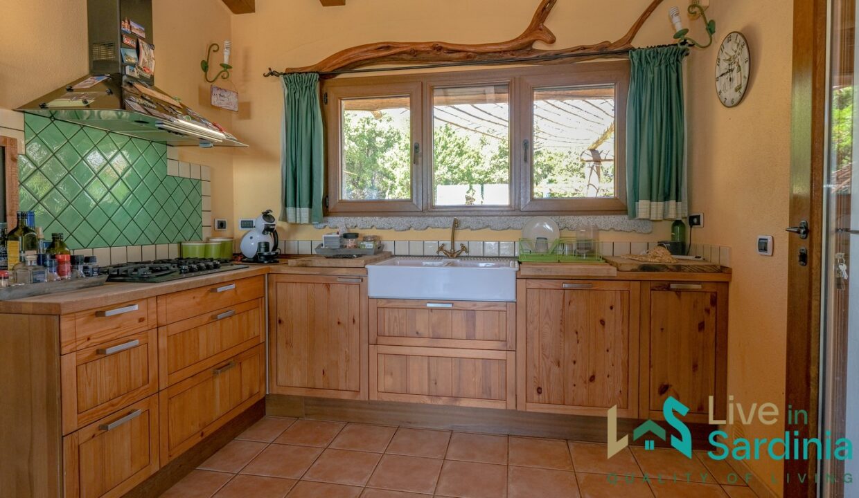 Countryside-Villa-for-Sale-in-Telti (2)