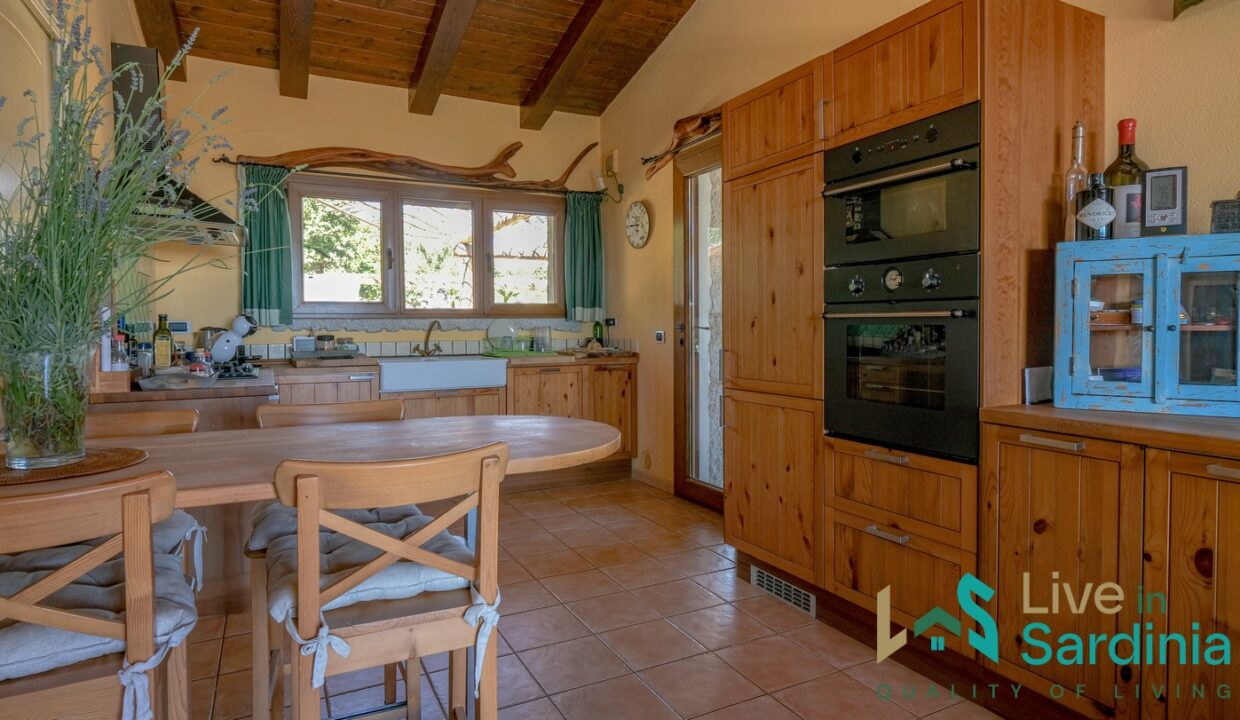 Countryside-Villa-for-Sale-in-Telti (3)