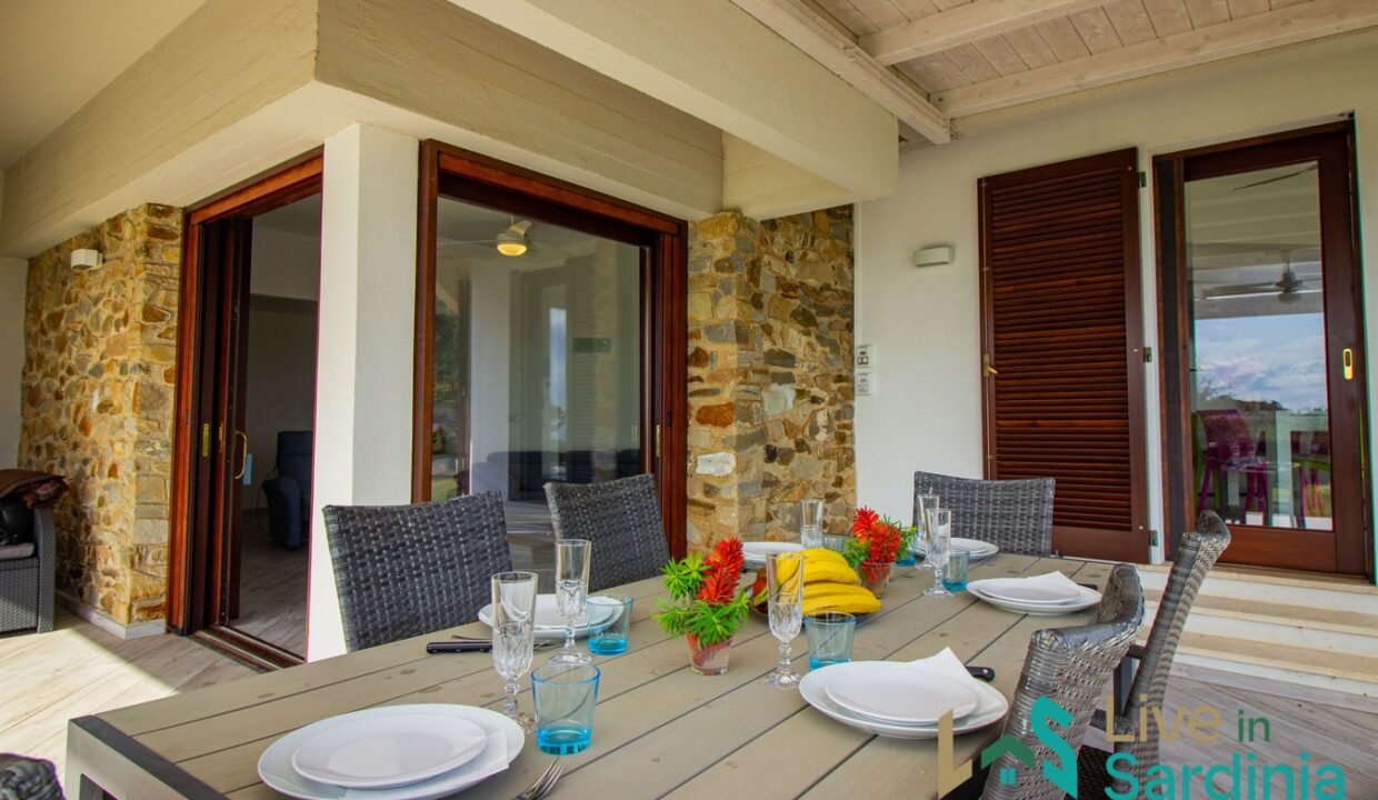 Sea-View-Villa-For-Sale-Stintino (24)