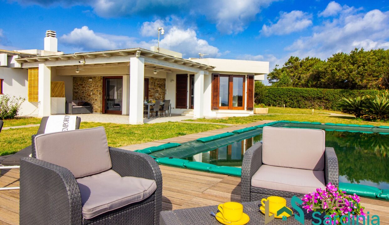 Sea-View-Villa-For-Sale-Stintino (34)