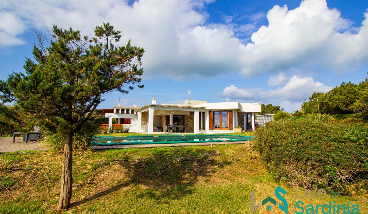 Sea-View-Villa-For-Sale-Stintino (36)