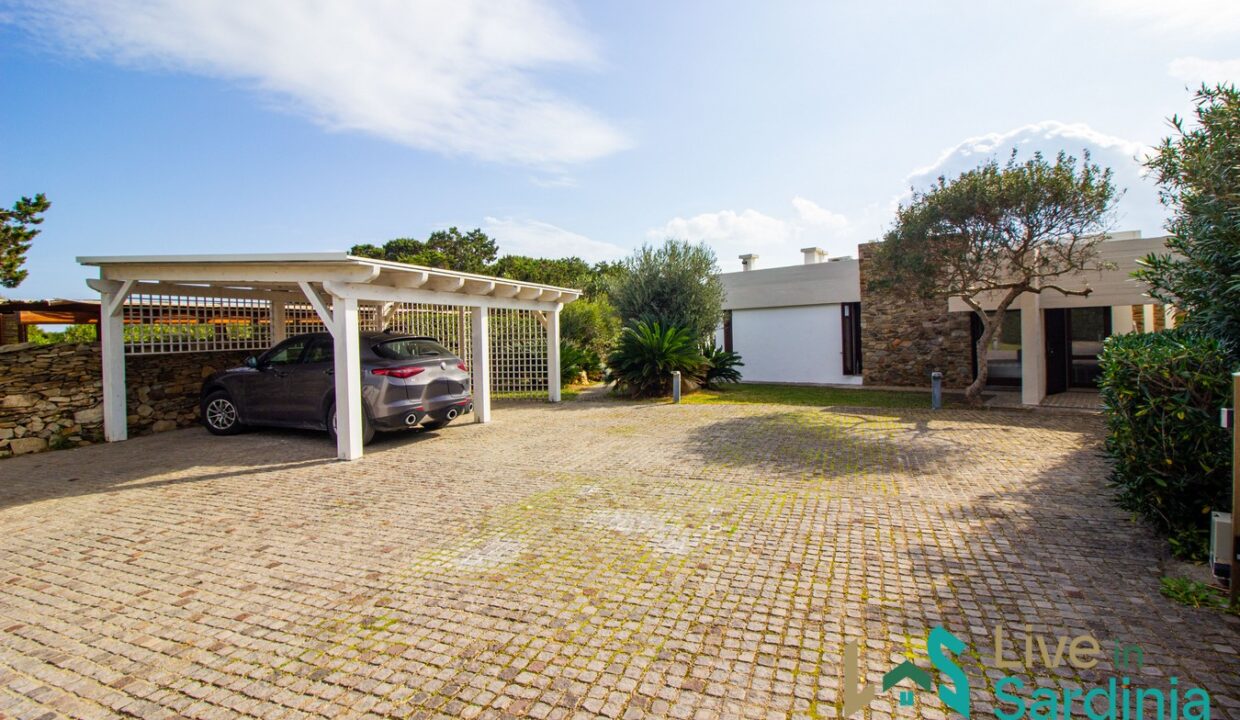 Sea-View-Villa-For-Sale-Stintino (45)