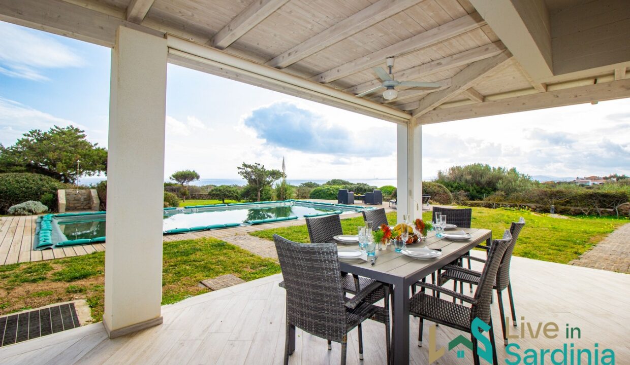 Sea-View-Villa-For-Sale-Stintino (49)